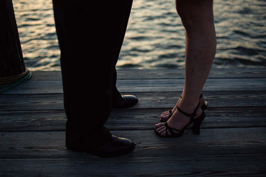 annapolis sunset couple