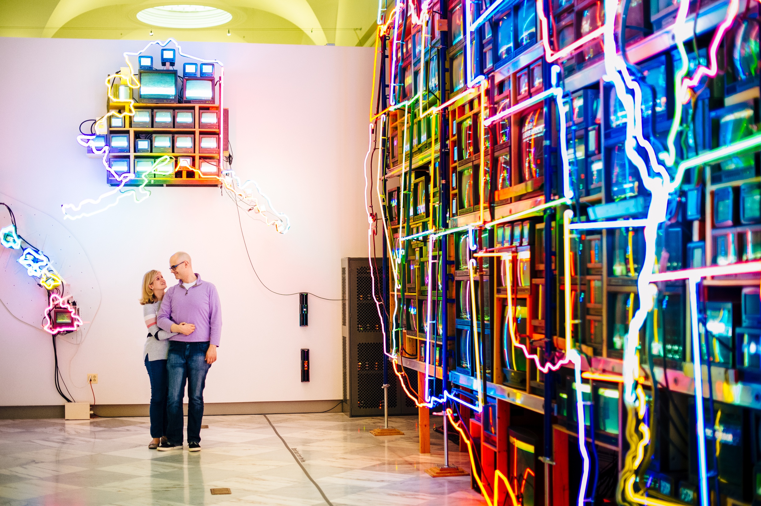 couple at the national gallery of art map room